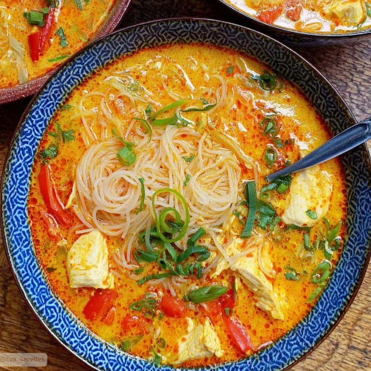 Soupe Thaïe au Poulet et Lait de Coco en 35 minutes