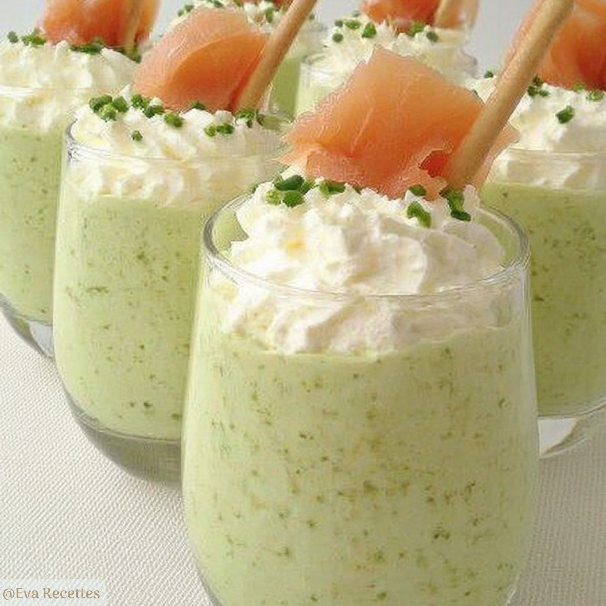 Accueil 1 Verrines Crème D’Asperges et Chantilly Saumon